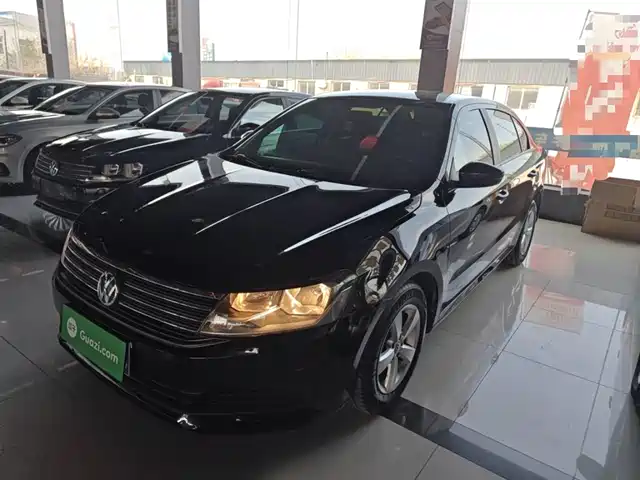 VOLKSWAGEN LAVIDA 2021