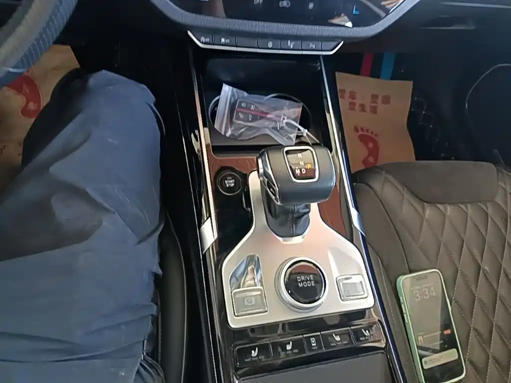 Hongqi Hongqi HS5 — миниатюра 14