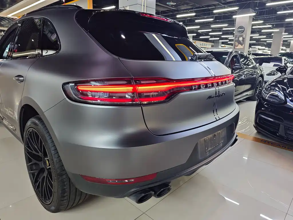 Porsche Macan — миниатюра 16