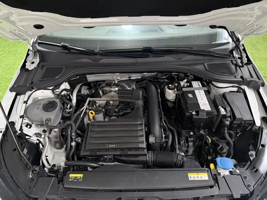 Volkswagen Golf — миниатюра 19