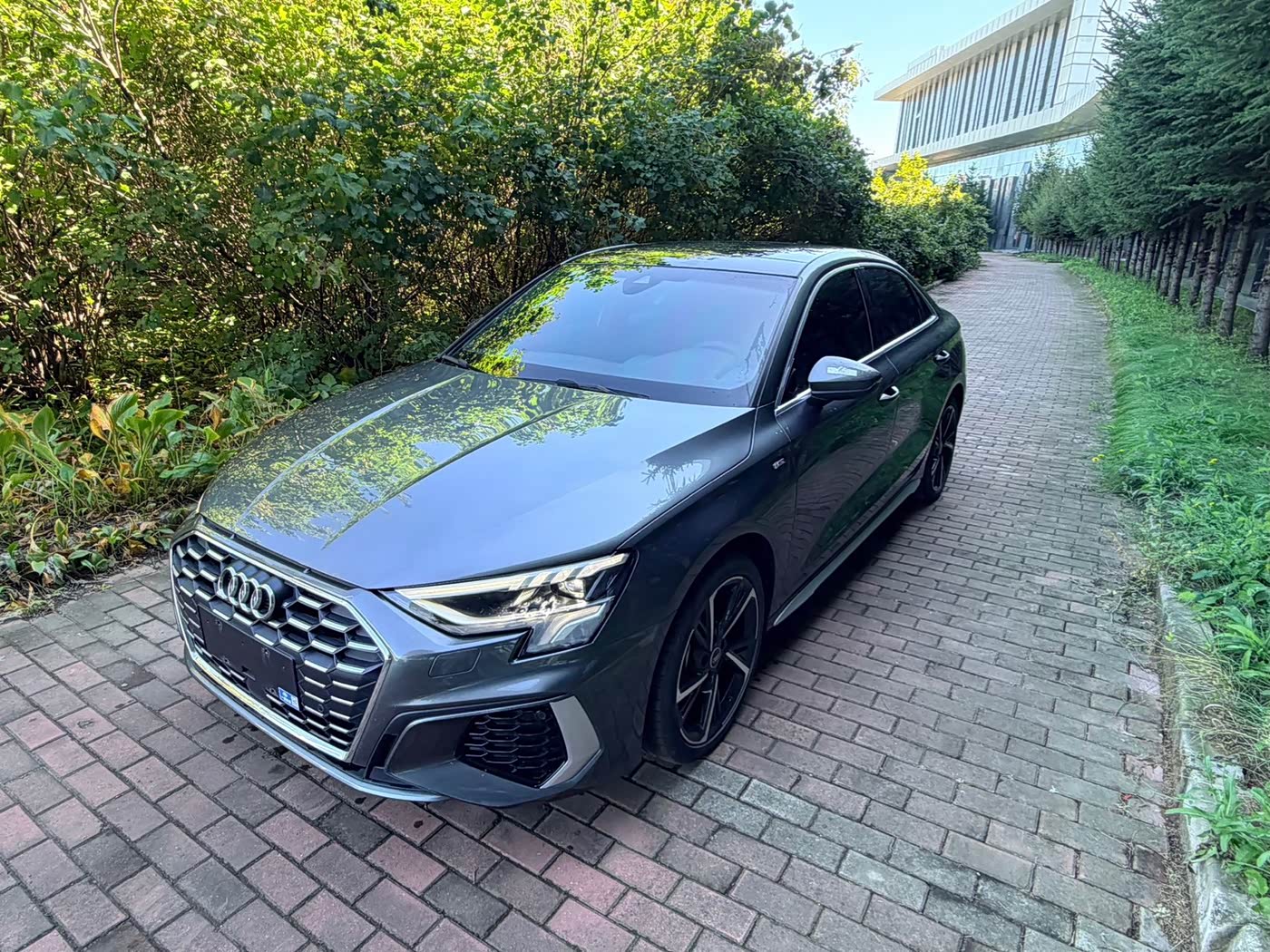 Audi A3 1.4 л 2022 г. Серебристо-серый, пробег 45000 км