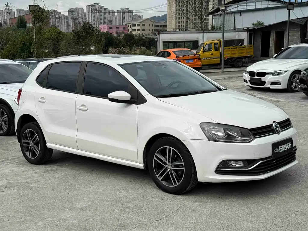 Volkswagen Polo — миниатюра 3