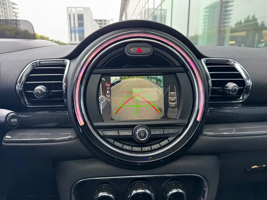 MINI Mini Clubman — миниатюра 4