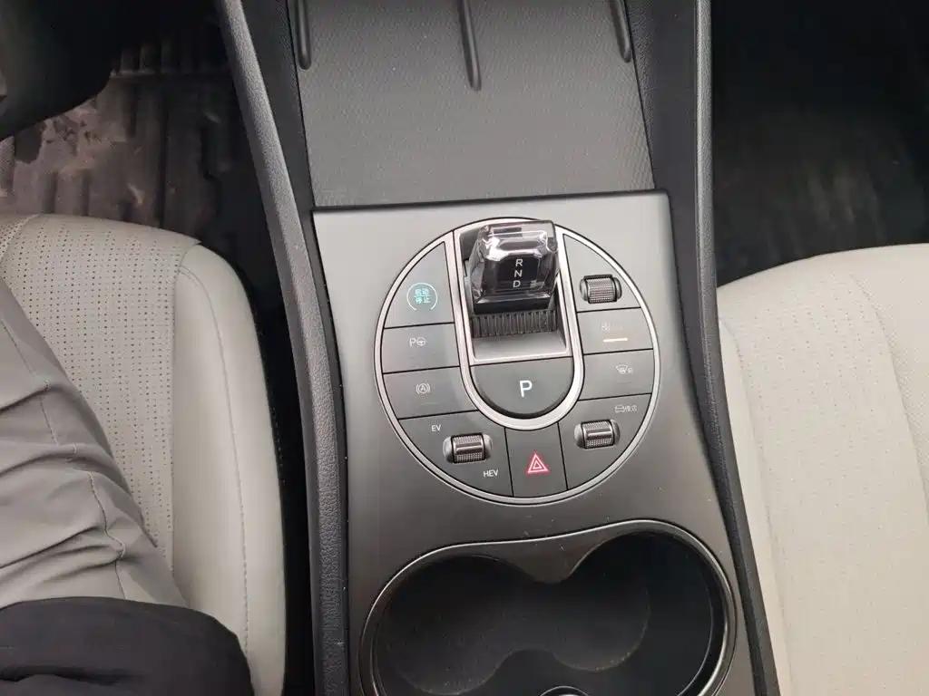 BYD Seal 05 DM-i — миниатюра 9