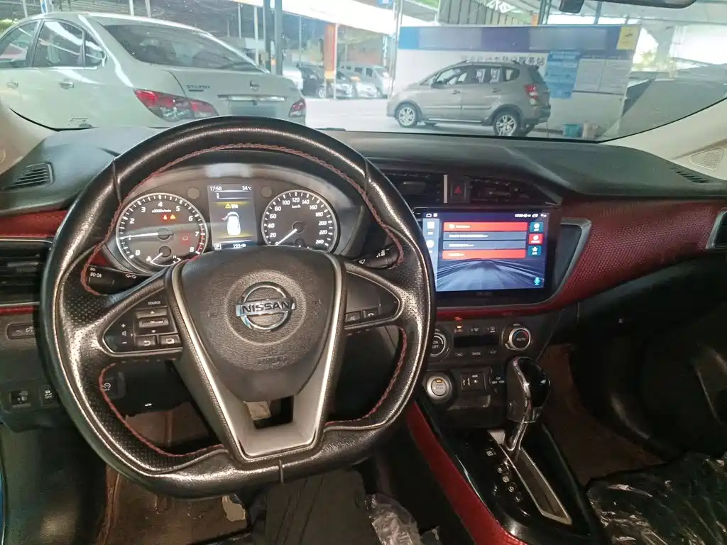 Nissan Bluebird — миниатюра 10