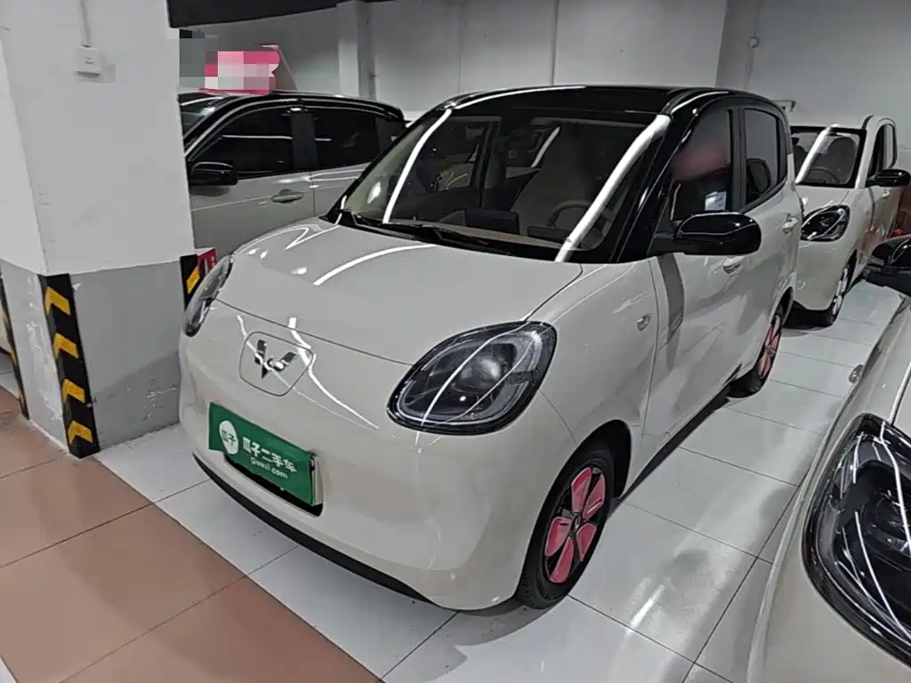 宏光MINIEV 2025款 第四代 四门版 臻享+款