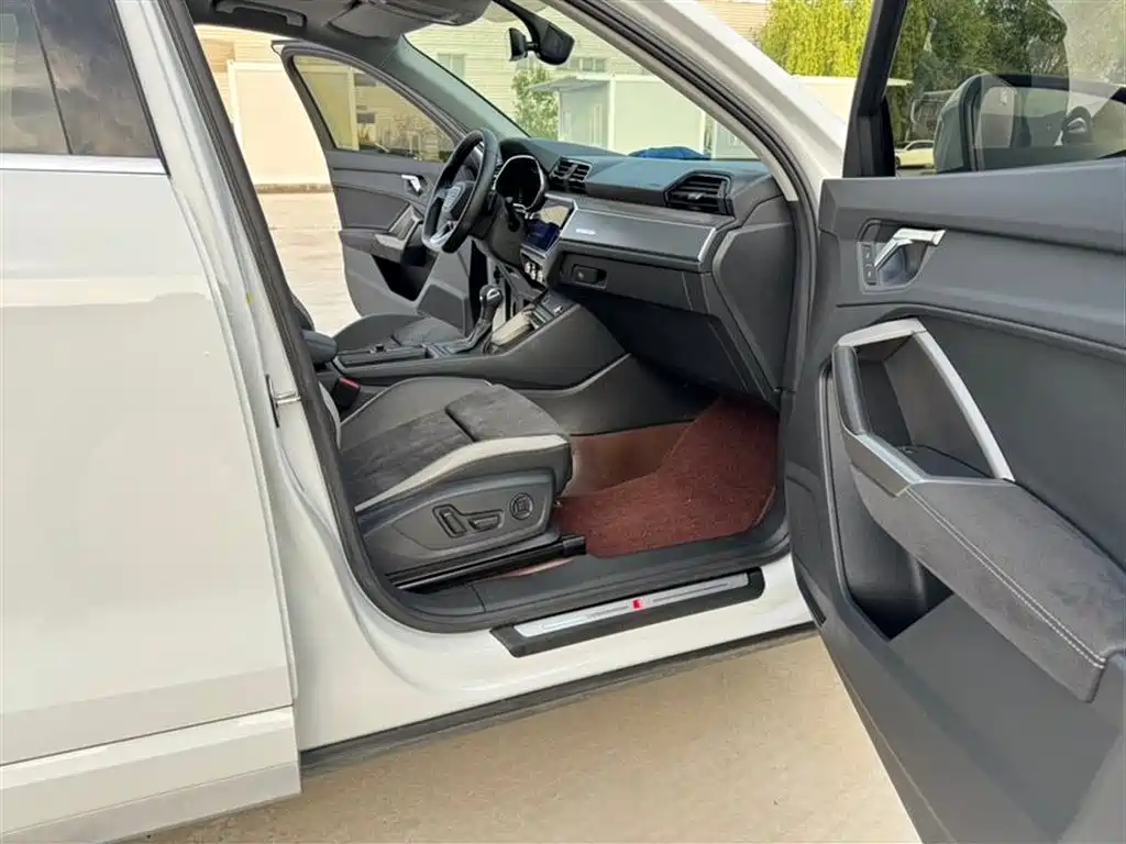 Audi Q3 2022 35 TFSI Fashion