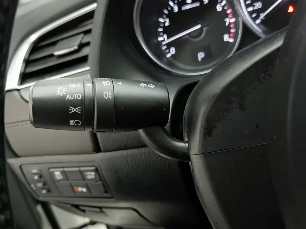 Mazda Atenza — миниатюра 21