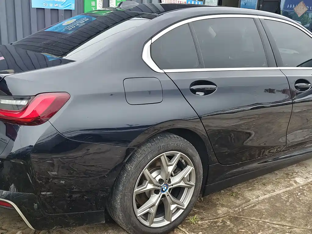 BMW i3 — миниатюра 9