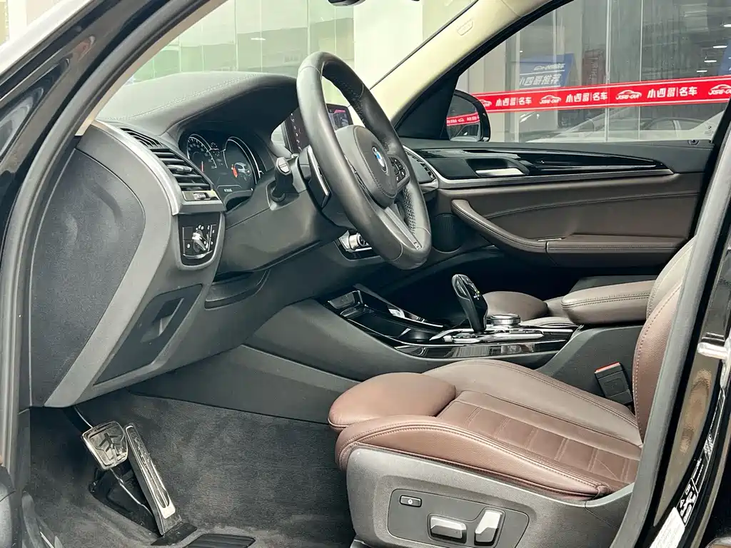 BMW X3 — миниатюра 7