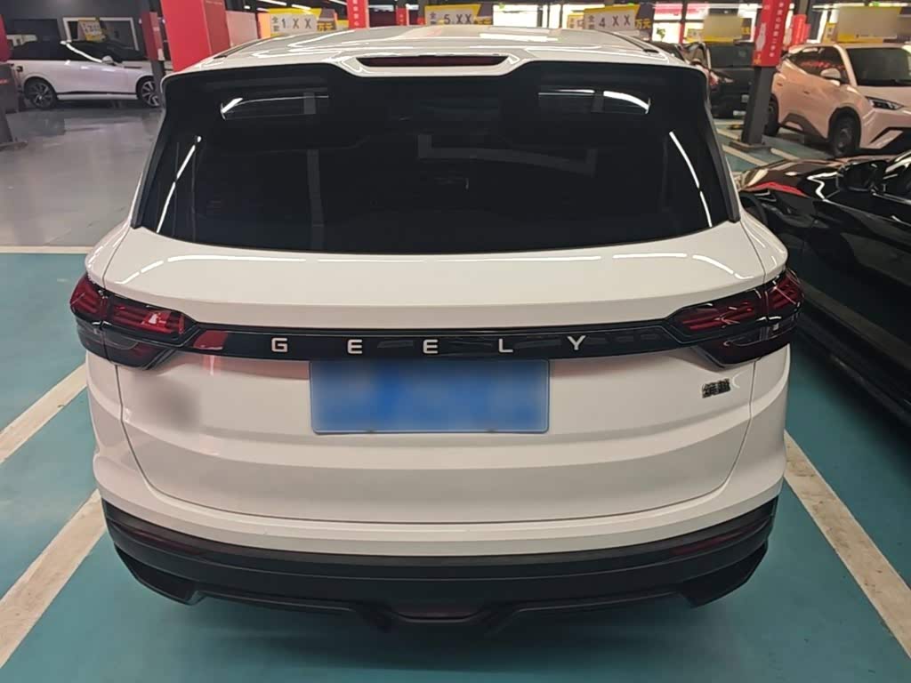 Geely Binyue 1.5 л 2025 г. Белый, пробег 42300 км