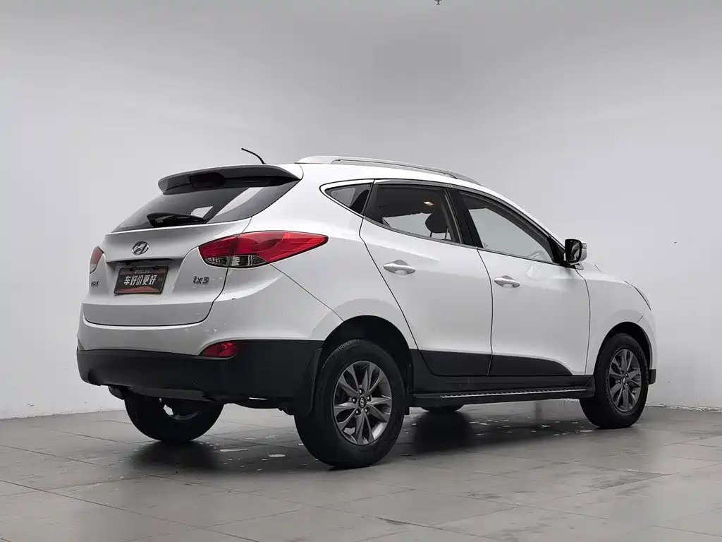 Hyundai ix35 — миниатюра 2