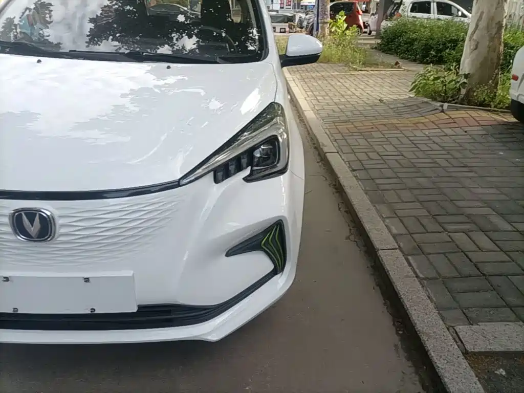 Changan Benben E-Star — миниатюра 24