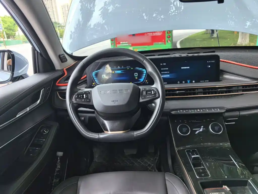 Exeed Zhaofeng C-DM — миниатюра 11