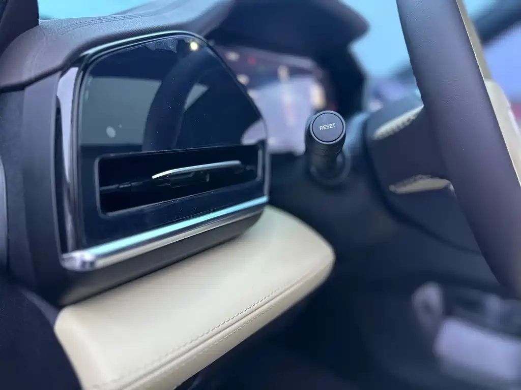 Geely Xingyue L — миниатюра 15