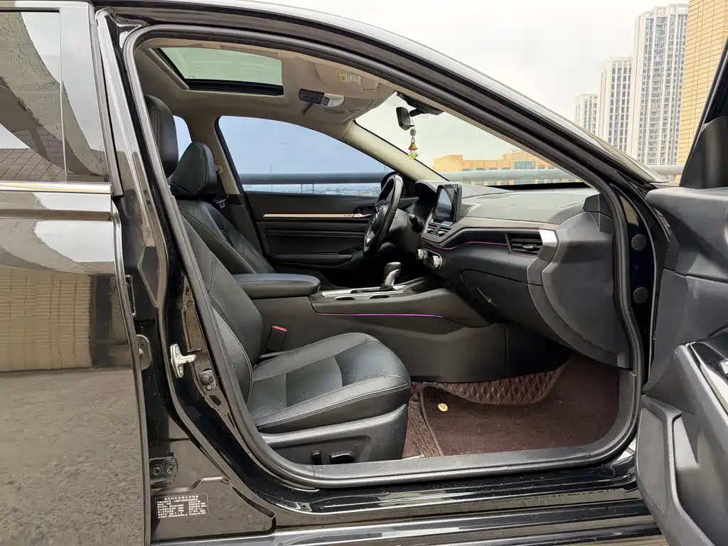 Nissan Teana — миниатюра 11