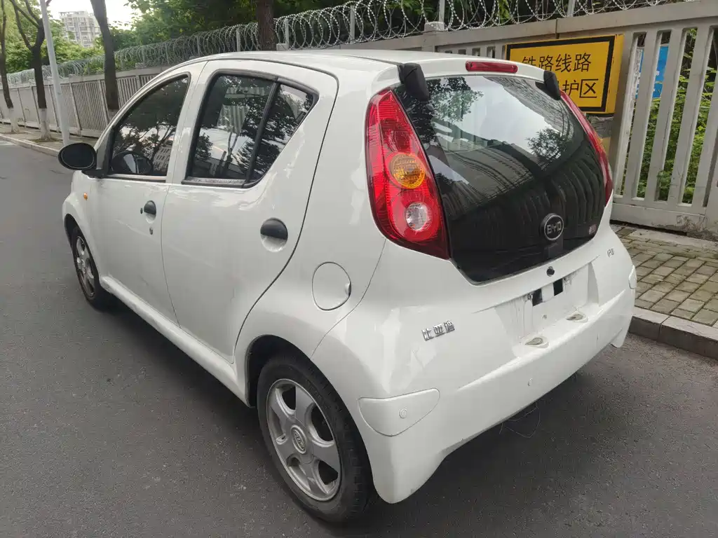BYD F0 2015 1.0L AMT