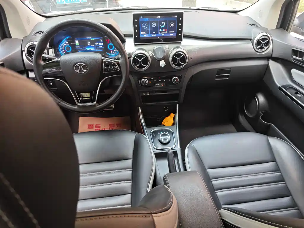 BAIC New Energy EC5 — миниатюра 6