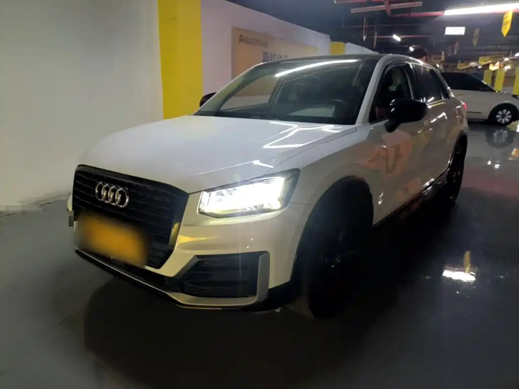 Audi Q2L — миниатюра 2