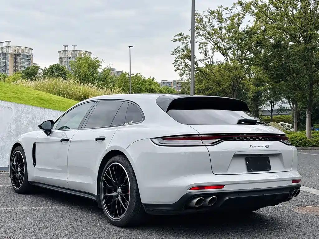 Porsche Panamera 2022 — фото 11