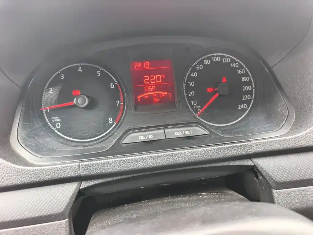 Volkswagen Jetta — миниатюра 4