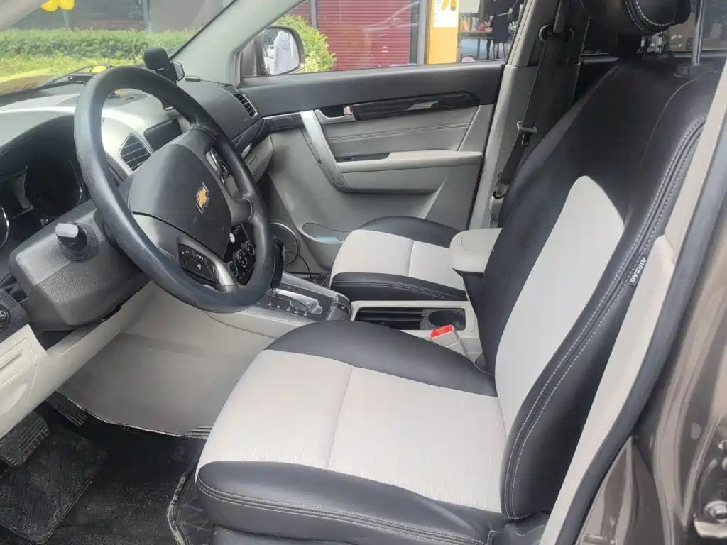 Chevrolet Captiva — миниатюра 11