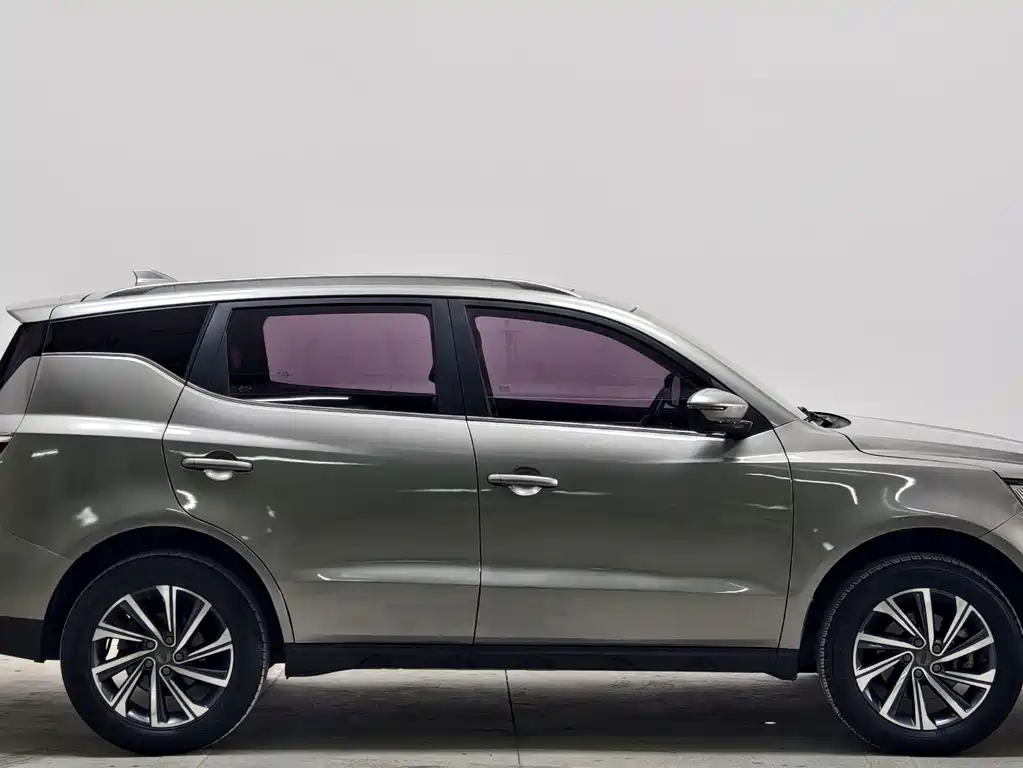 Geely Vision X6 — миниатюра 8