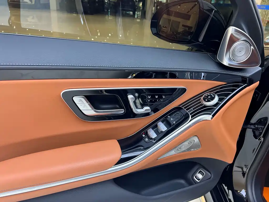 MERCEDES-BENZ S CLASS