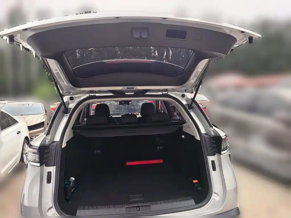 BAIC X7 — миниатюра 10