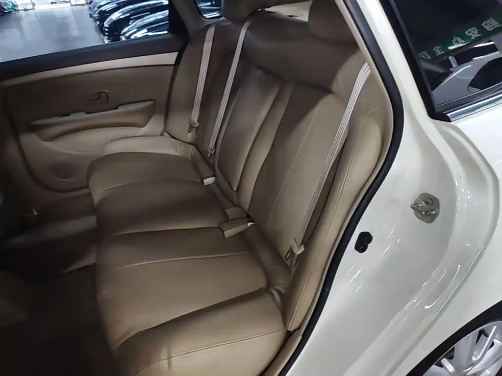 Nissan Sylphy — миниатюра 17