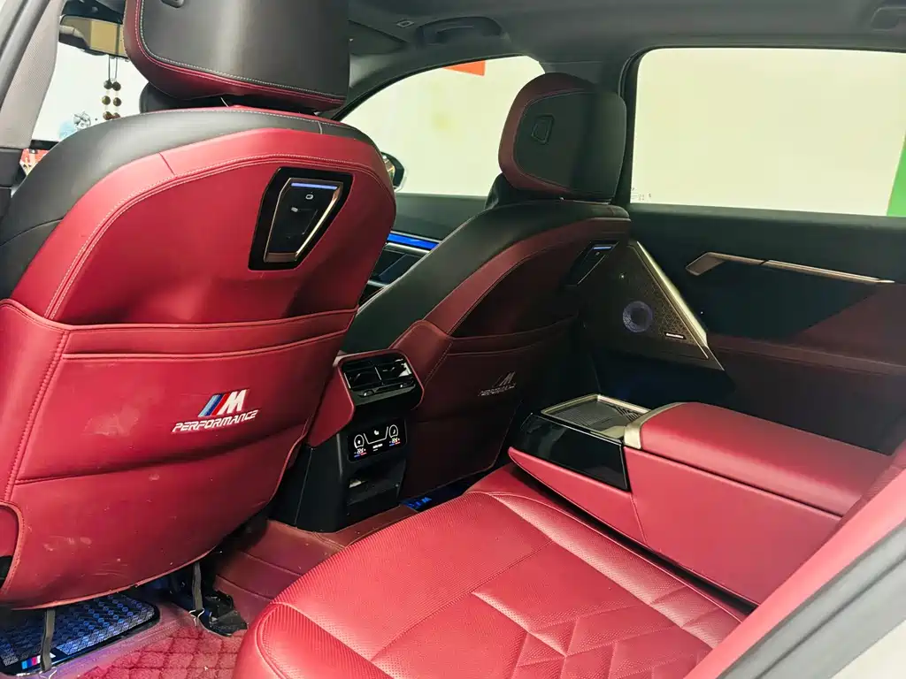BMW 5 Series — миниатюра 9