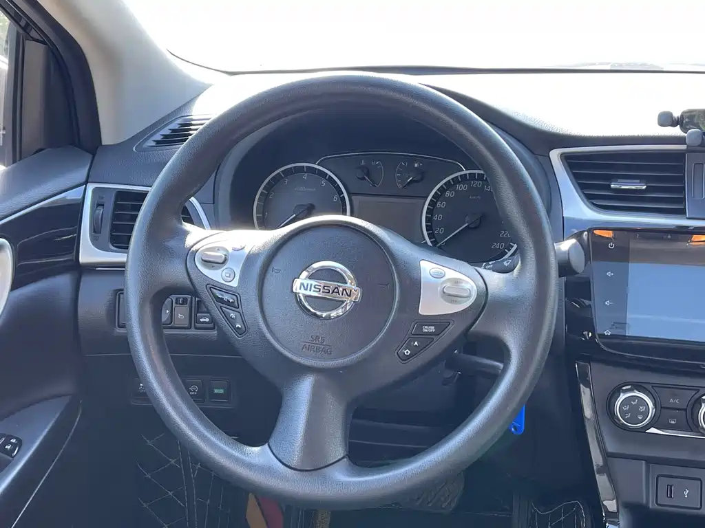 Nissan Sylphy — миниатюра 15