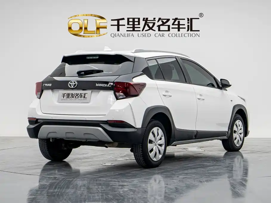 Toyota Yaris L — миниатюра 3