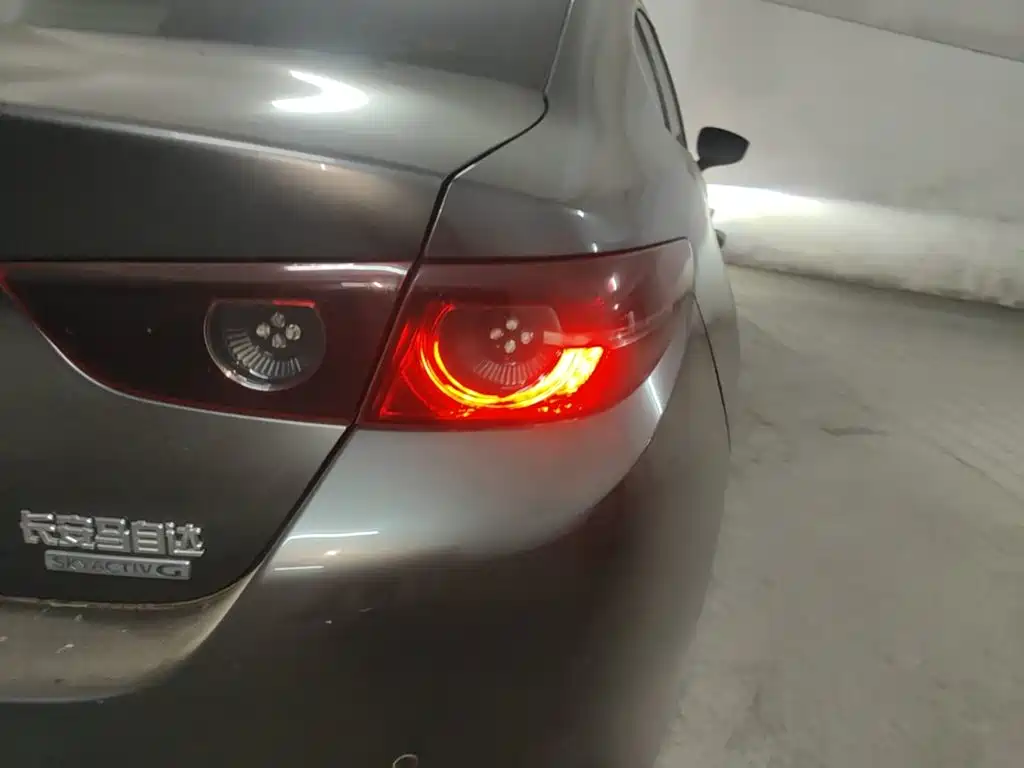 Mazda 3 Axela — миниатюра 8