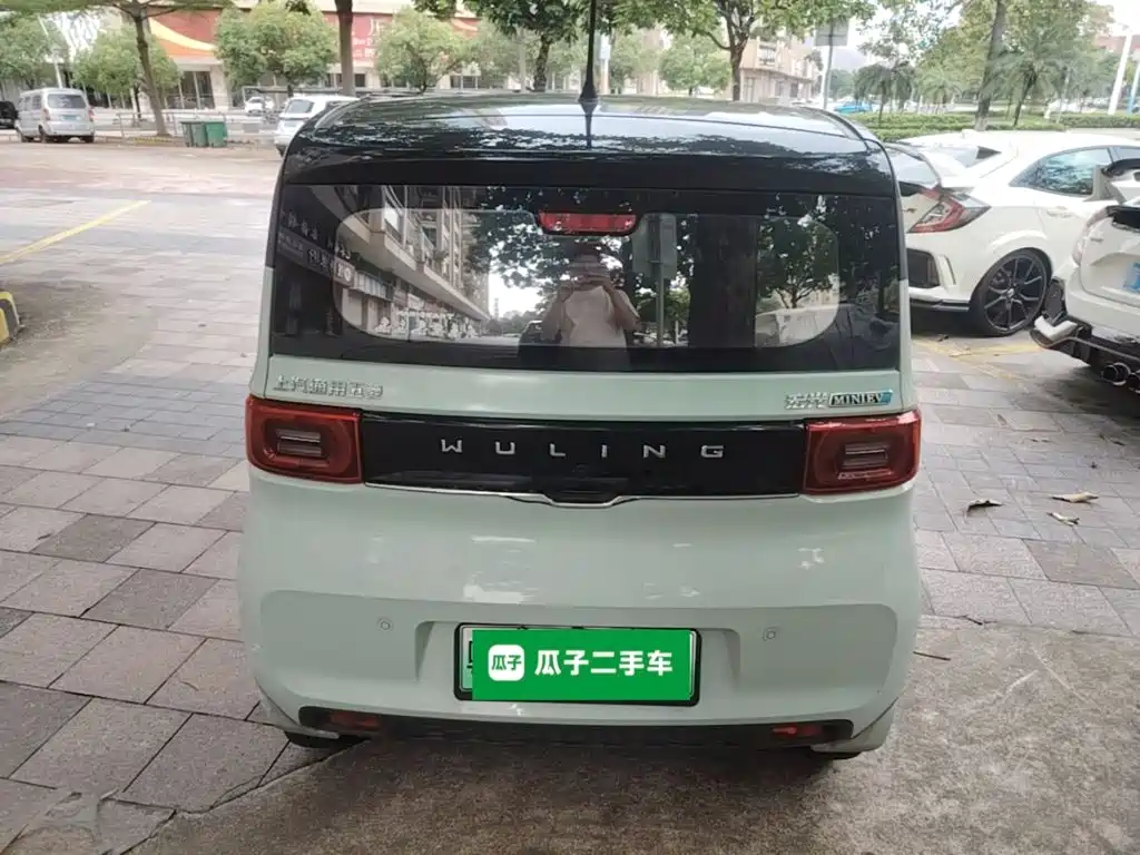Wuling MINIEV — миниатюра 6
