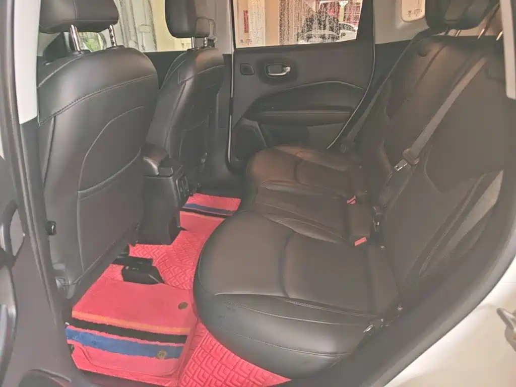 Jeep Compass — миниатюра 17
