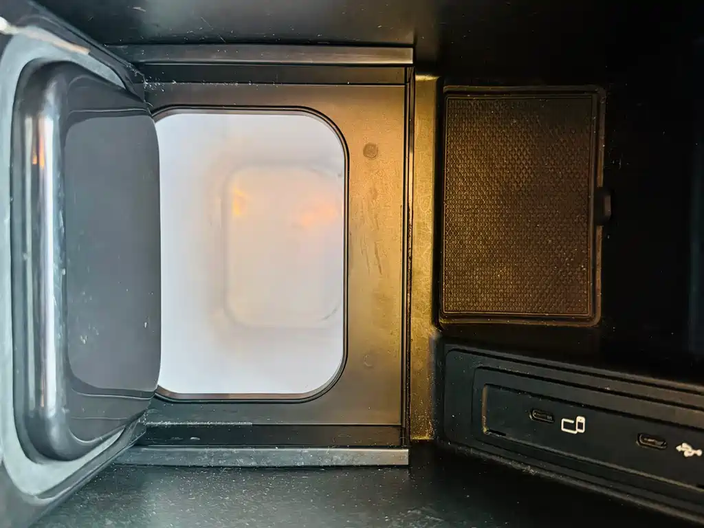 MERCEDES-BENZ V CLASS