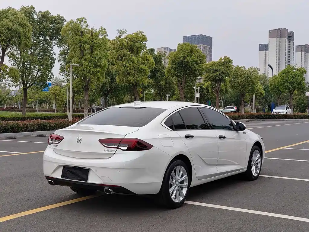 Buick Regal 2024 28T