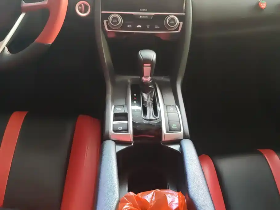Honda Civic — миниатюра 16
