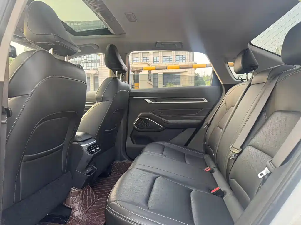 Geely Emgrand — миниатюра 9
