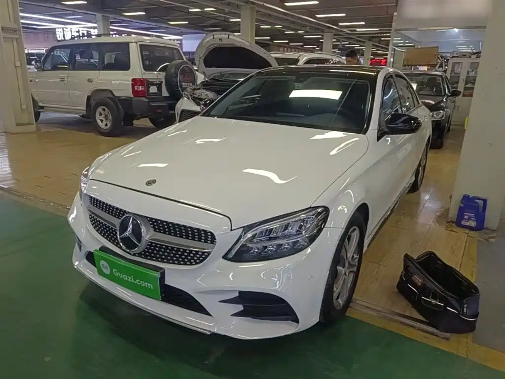 Mercedes-Benz C-Class 2020