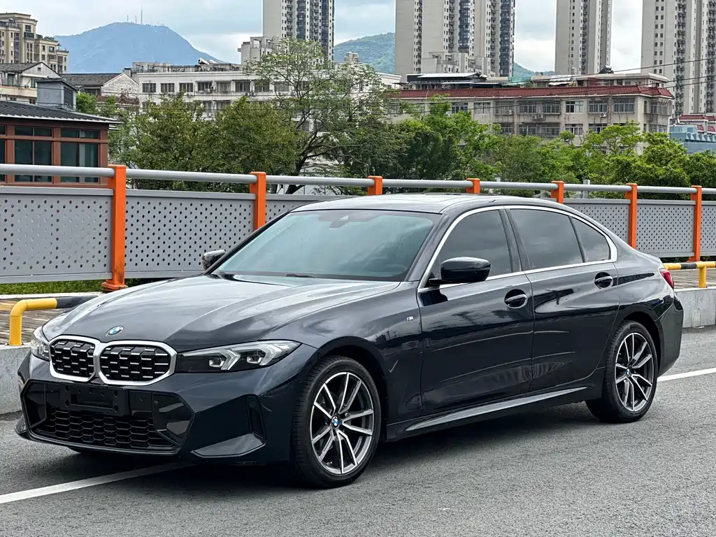 Купить BMW 3 Series
