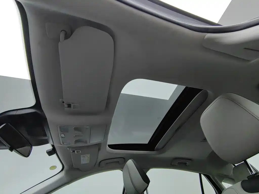 Ford Mondeo — миниатюра 14