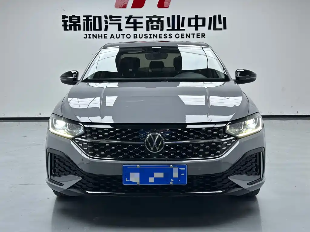 Volkswagen Lavida - фото 2