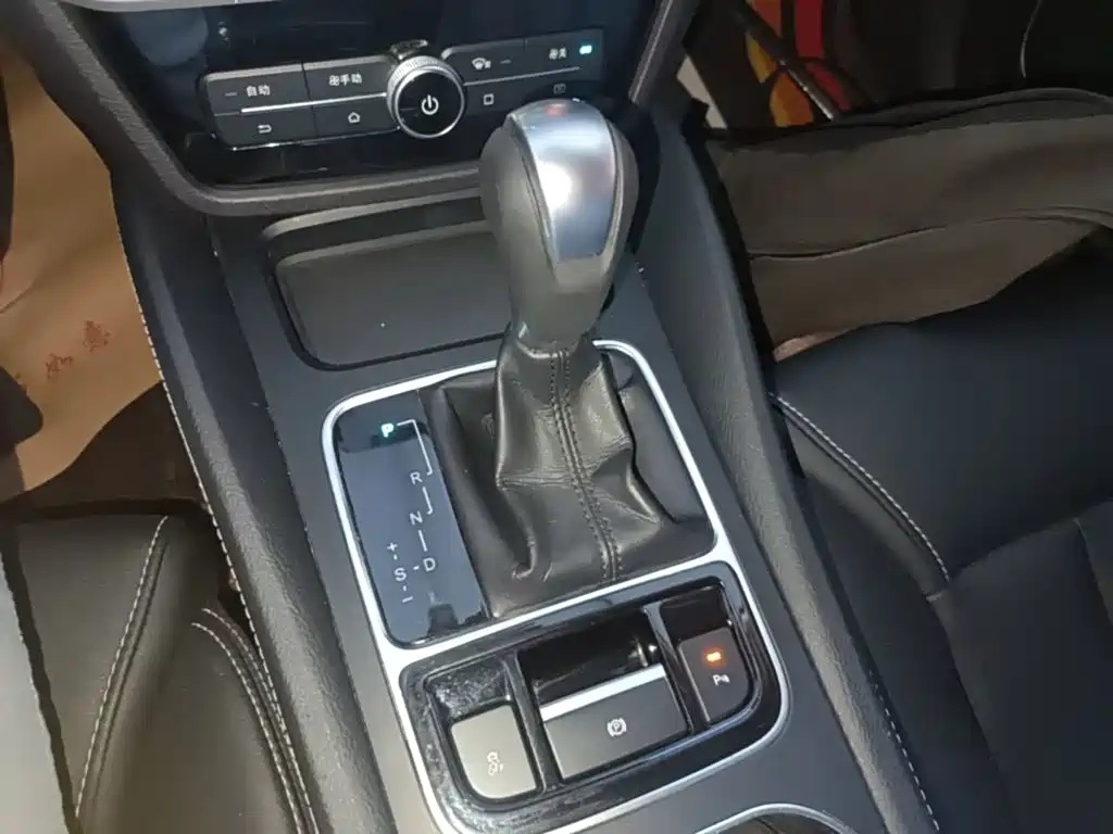 BYD MAX — миниатюра 14