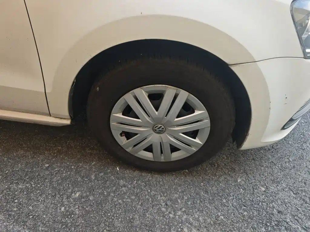 Volkswagen Polo — миниатюра 8