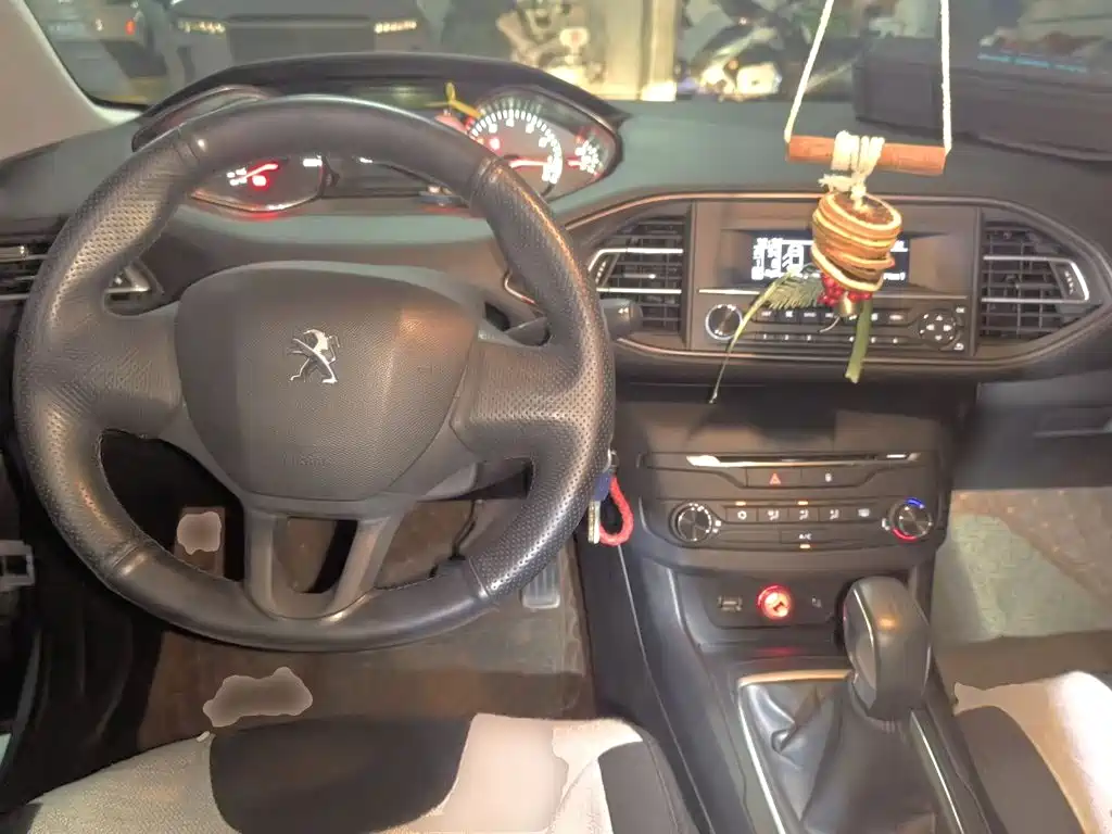 Peugeot 308S — миниатюра 5