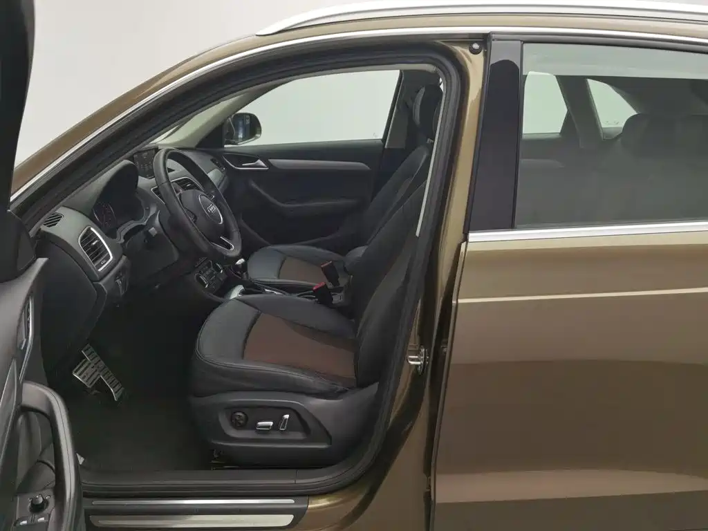 Audi Q3 — миниатюра 10