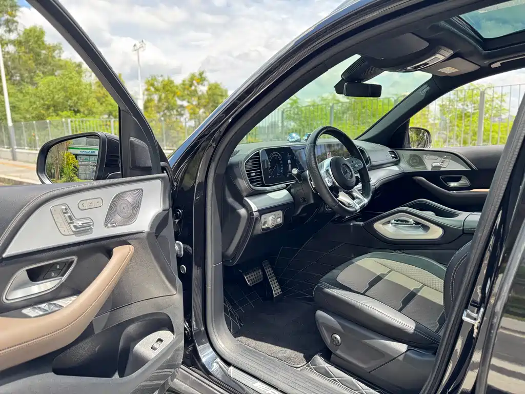 MERCEDES-BENZ GLE AMG