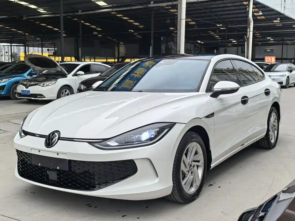 VOLKSWAGEN LINGDU